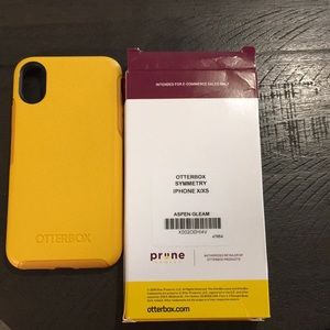 Otter box IPhone XS phone case